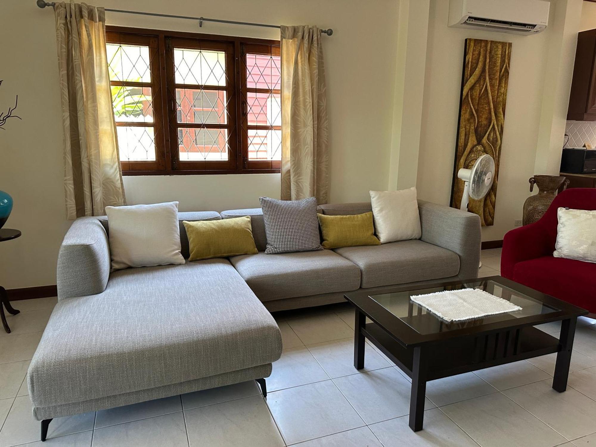 Baan Lisa, Hua Hin, 2br,2ba, Near Soi 94, Beach, Restaurants & Shopping *