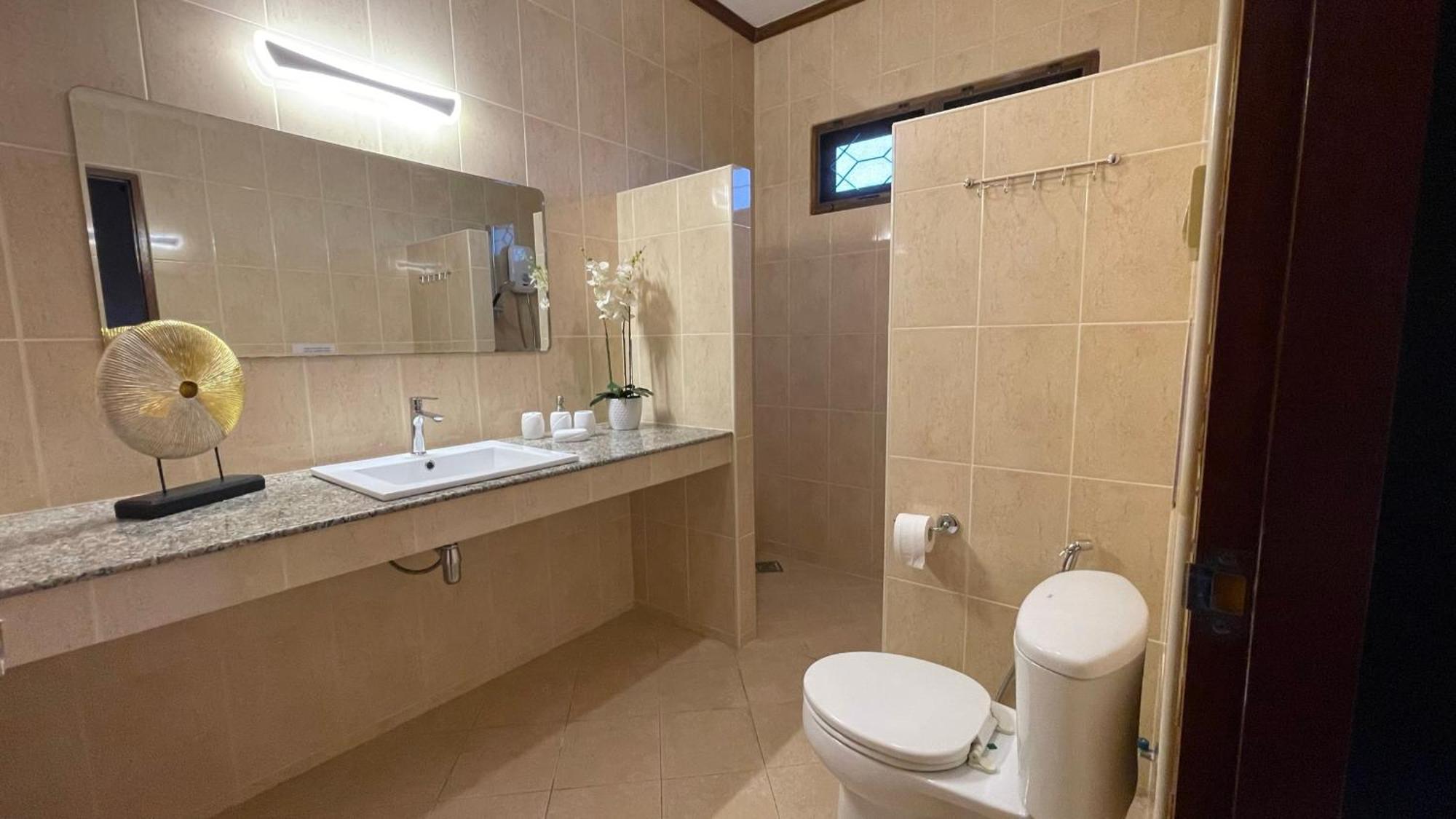 Baan Lisa, Hua Hin, 2br,2ba, Near Soi 94, Beach, Restaurants & Shopping Villa