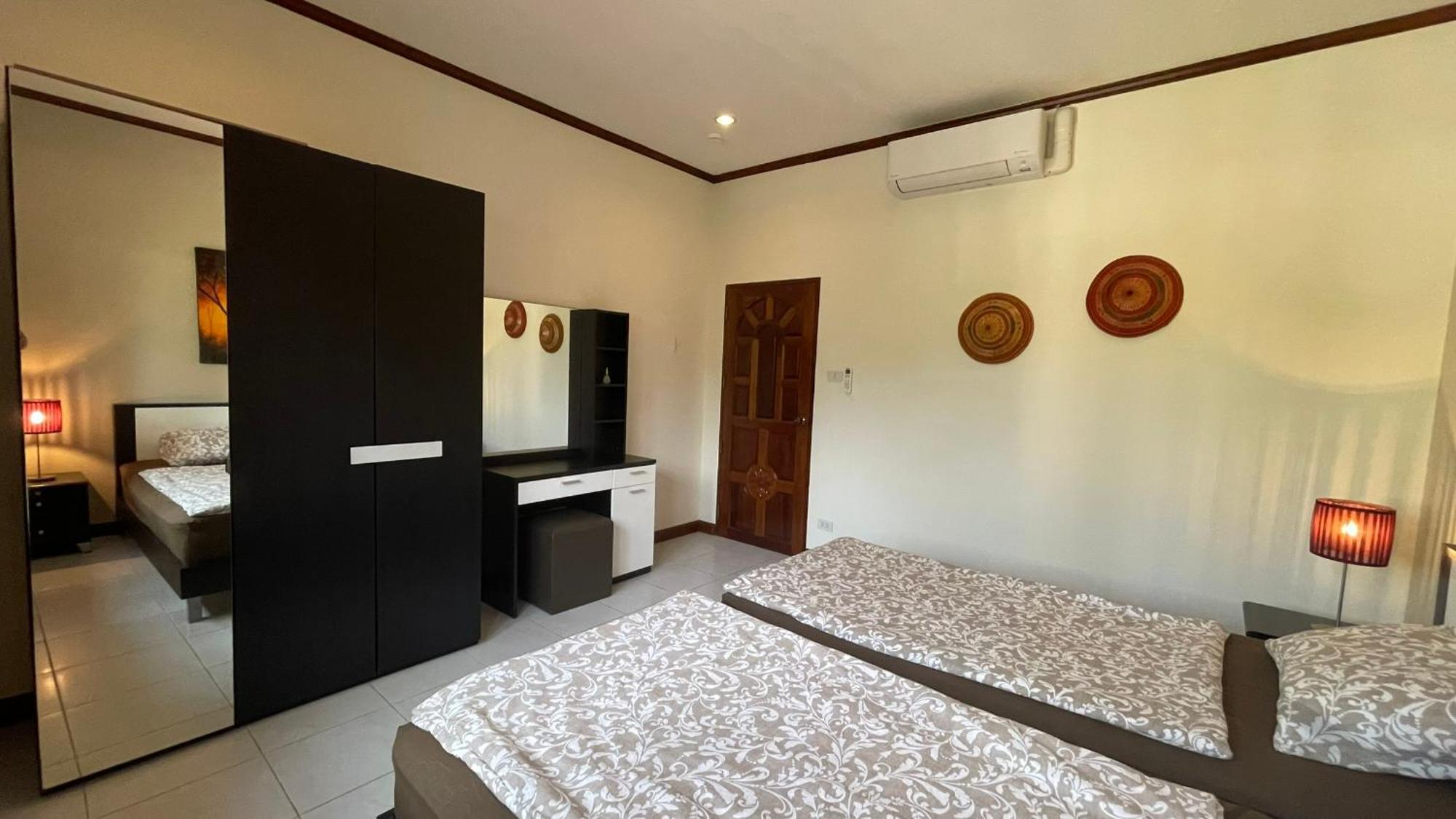Villa Baan Lisa, Hua Hin, 2br,2ba, Near Soi 94, Beach, Restaurants & Shopping