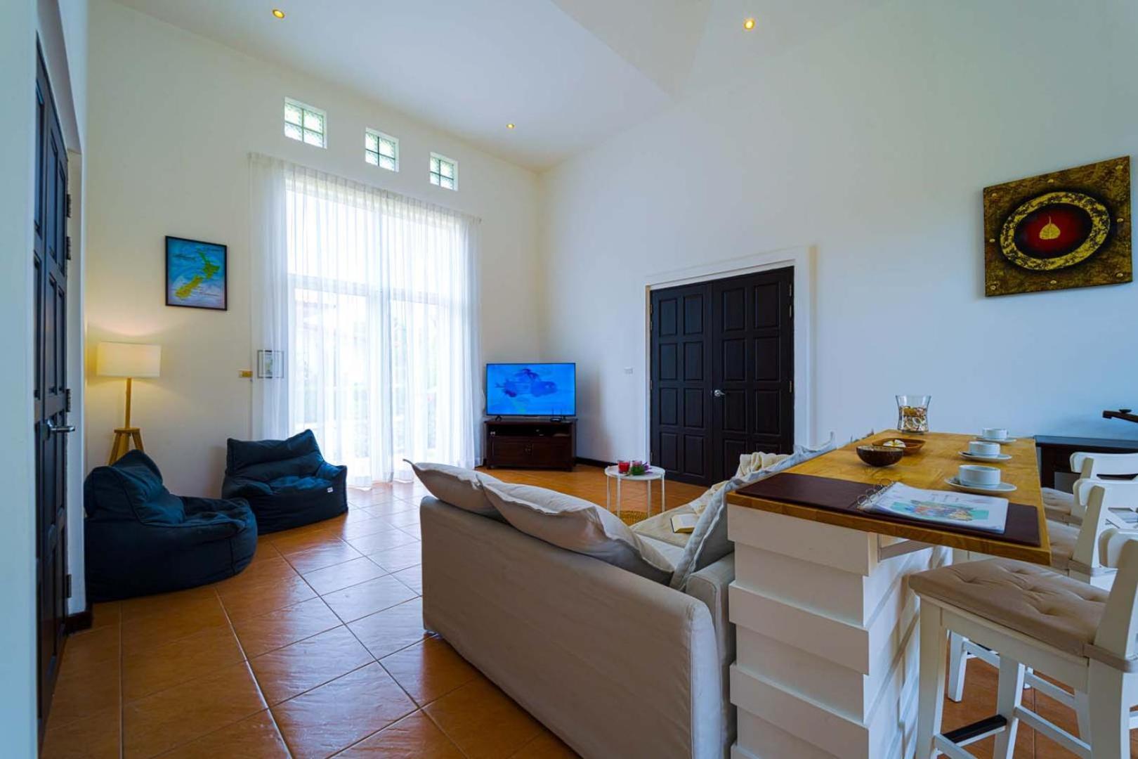 2 Bedroom Private Pool Bali Style B98 Rumah percutian