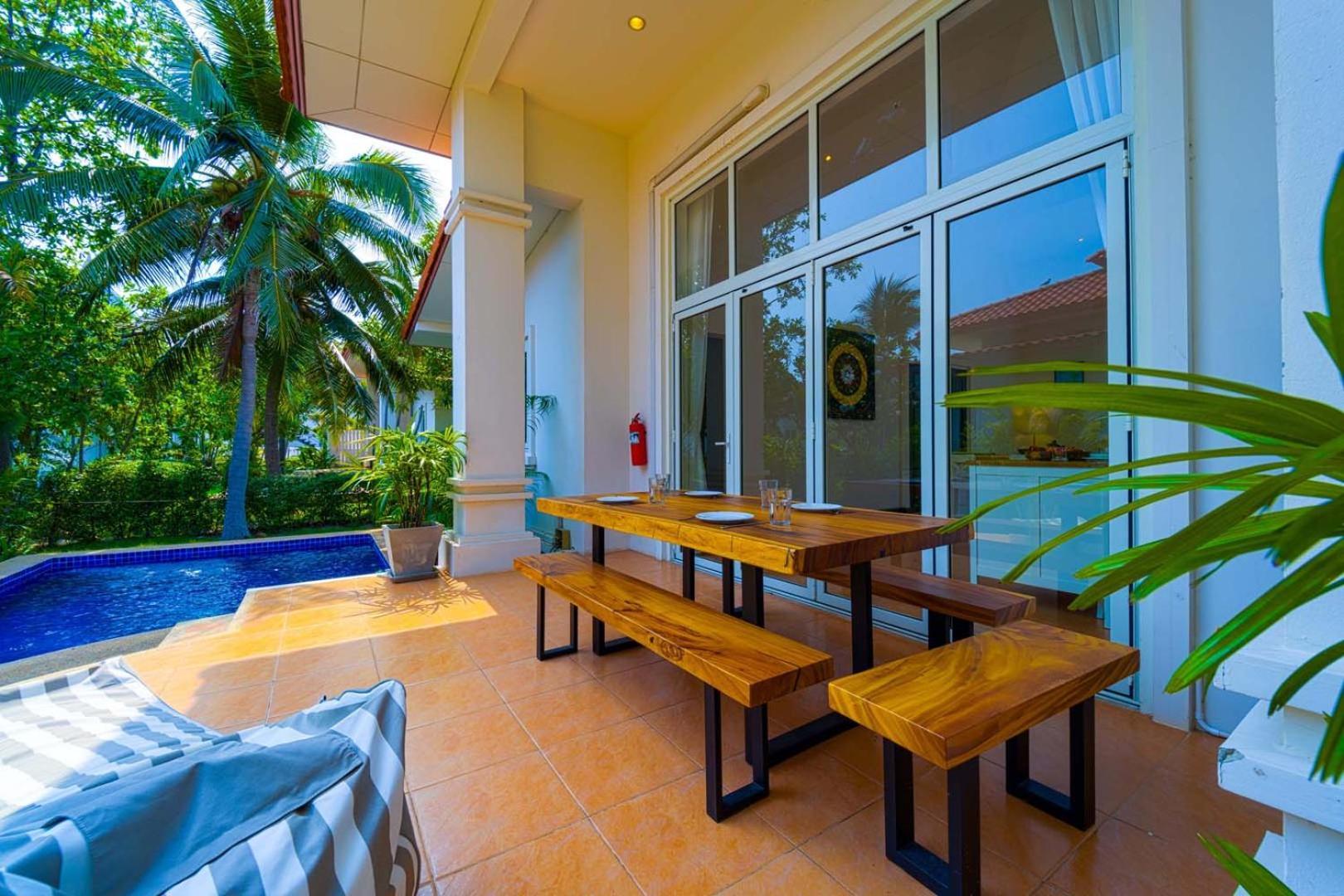 2 Bedroom Private Pool Bali Style B98 Rumah percutian *