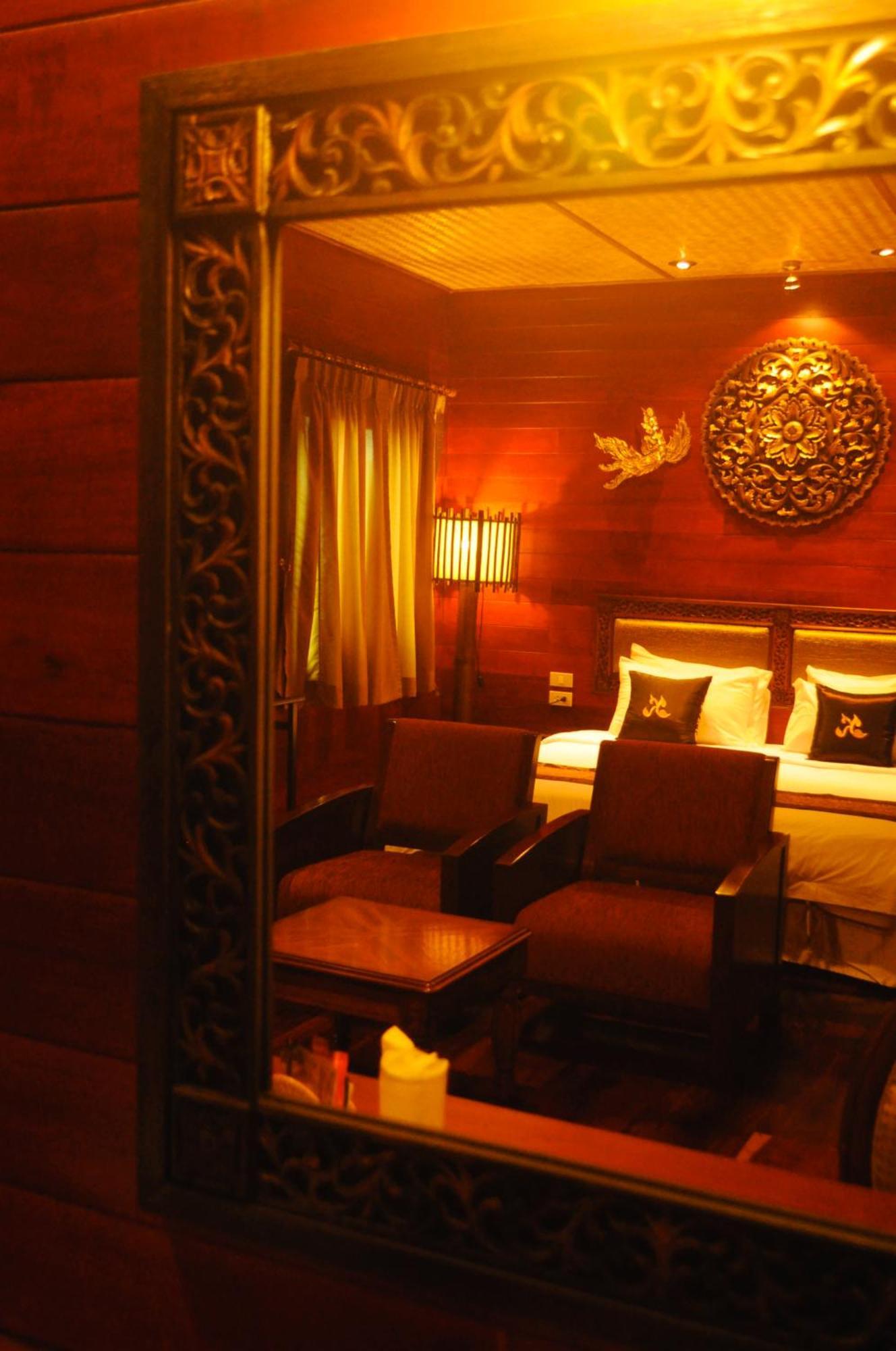 Resort Ruenkanok Thaihouse