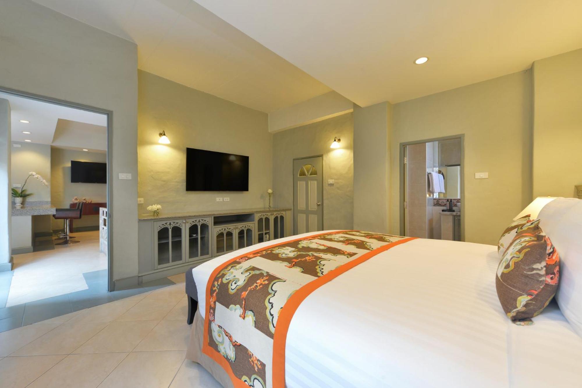 Hotel Anantasila Hua Hin