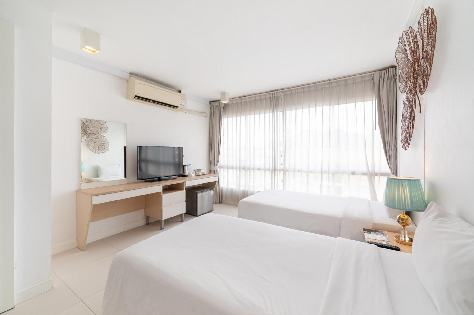 Royal Pavilion 4* Hua Hin