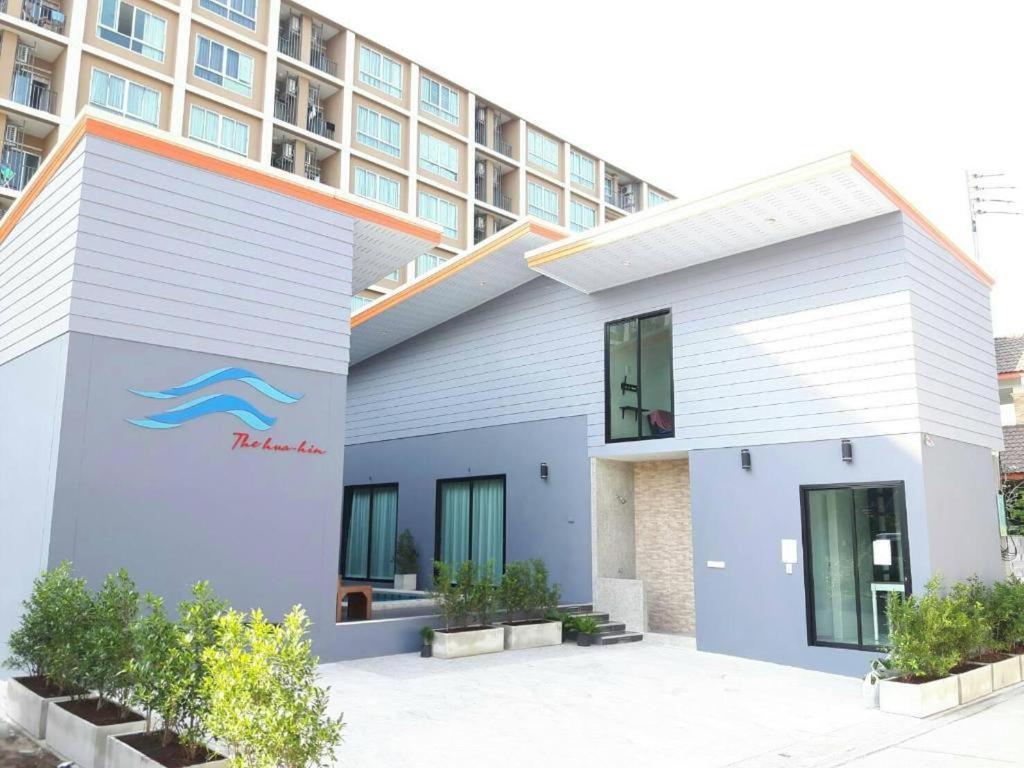 Hotel The 2*