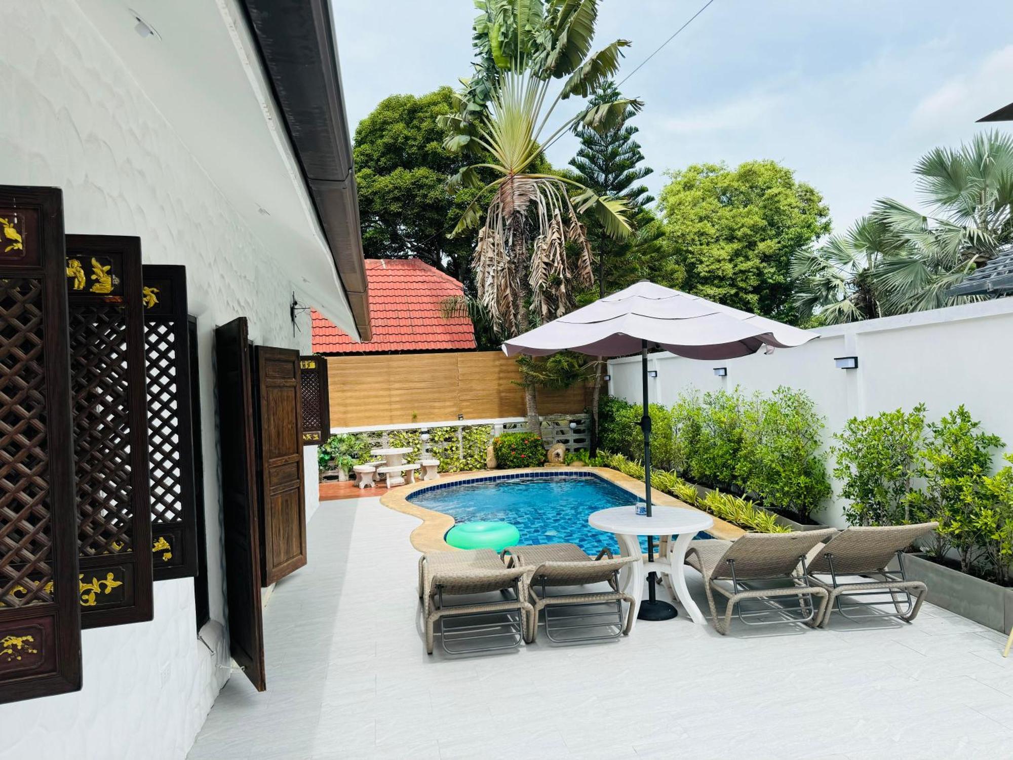 Btc Boutique Resort: Private Pool In Resort 4*