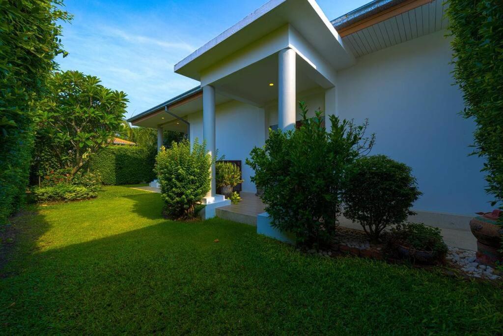 Holiday home Modern 3 Bedroom Pool - Mr54 *