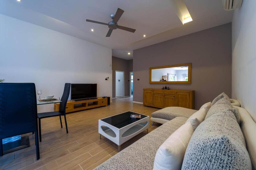 Modern 3 Bedroom Pool - Mr54 Hua Hin