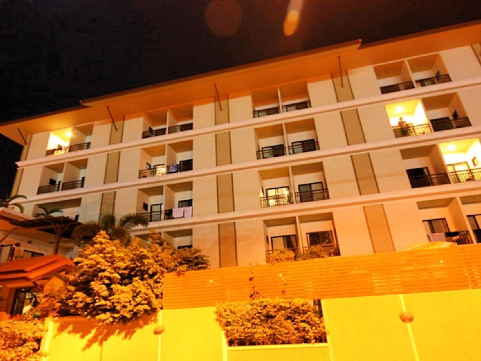 Hotel Narawan Hotel,