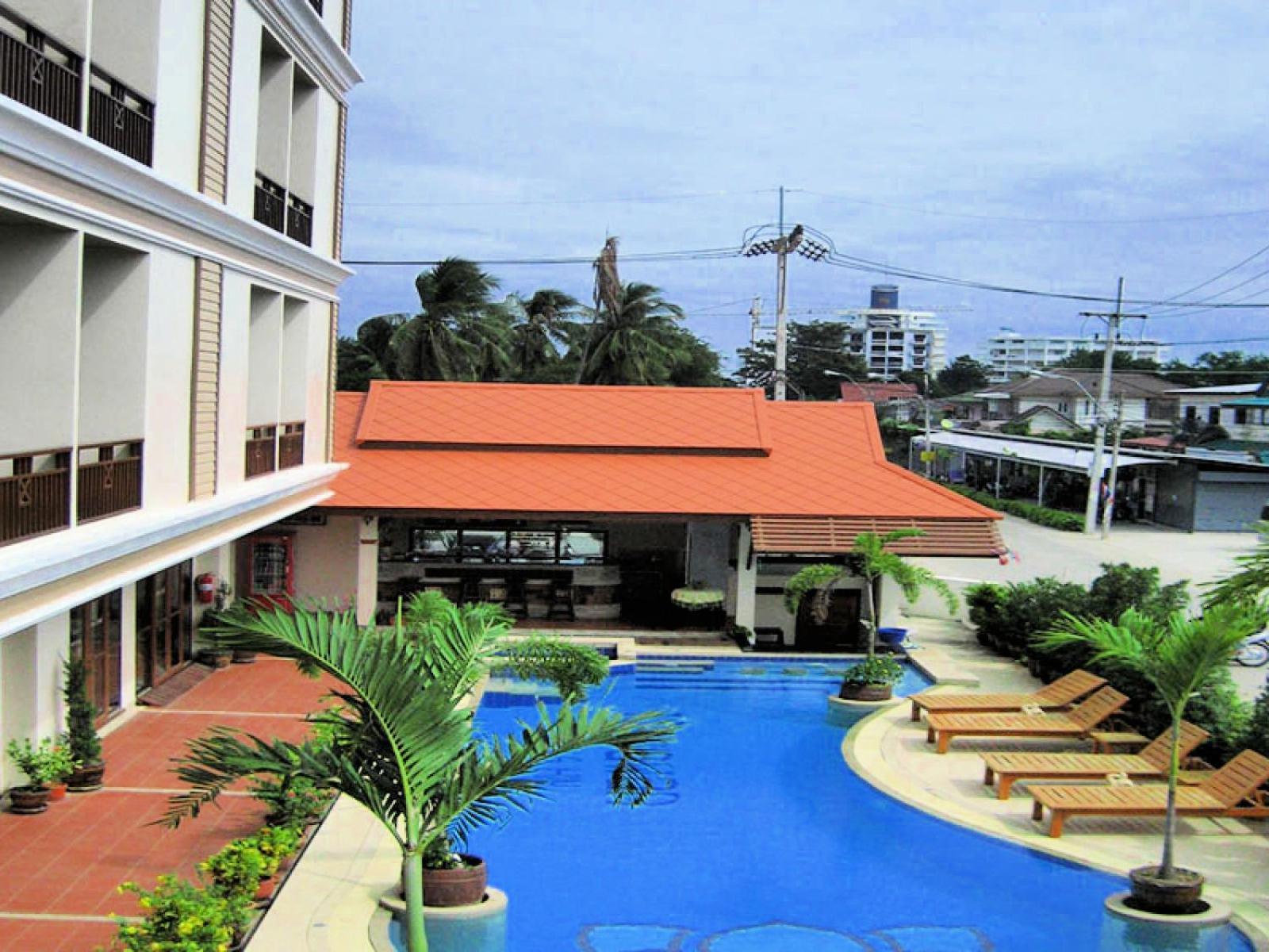 Narawan Hotel, Hotel 3*