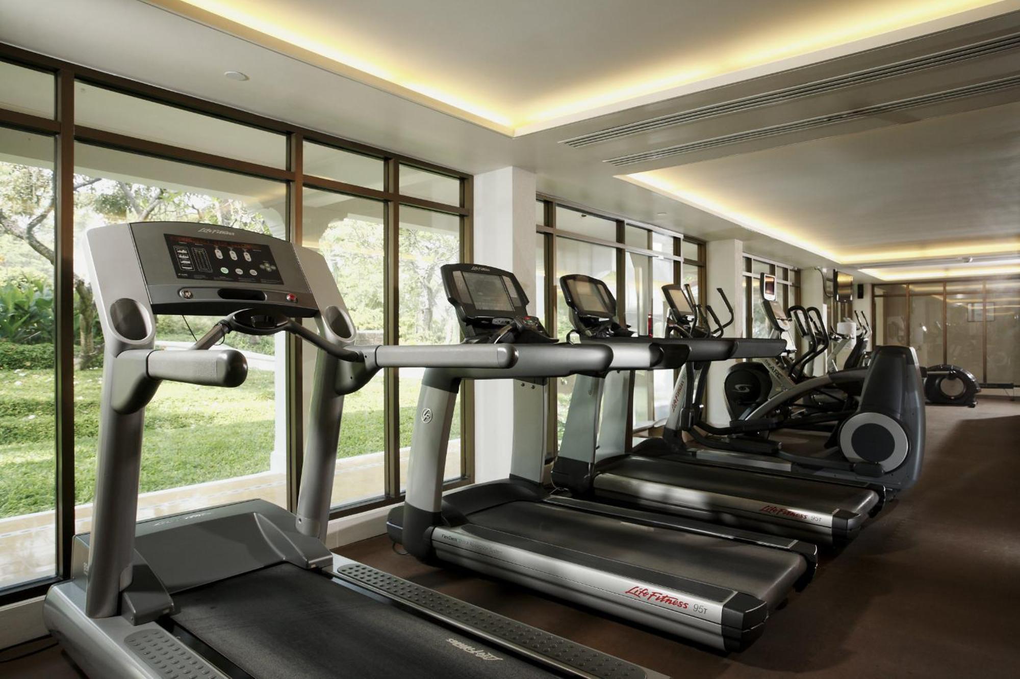Resort Centara Grand & HHQ