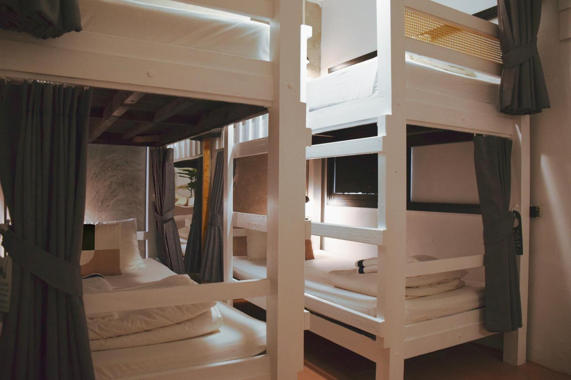 Hostel Costa Bed HHQ
