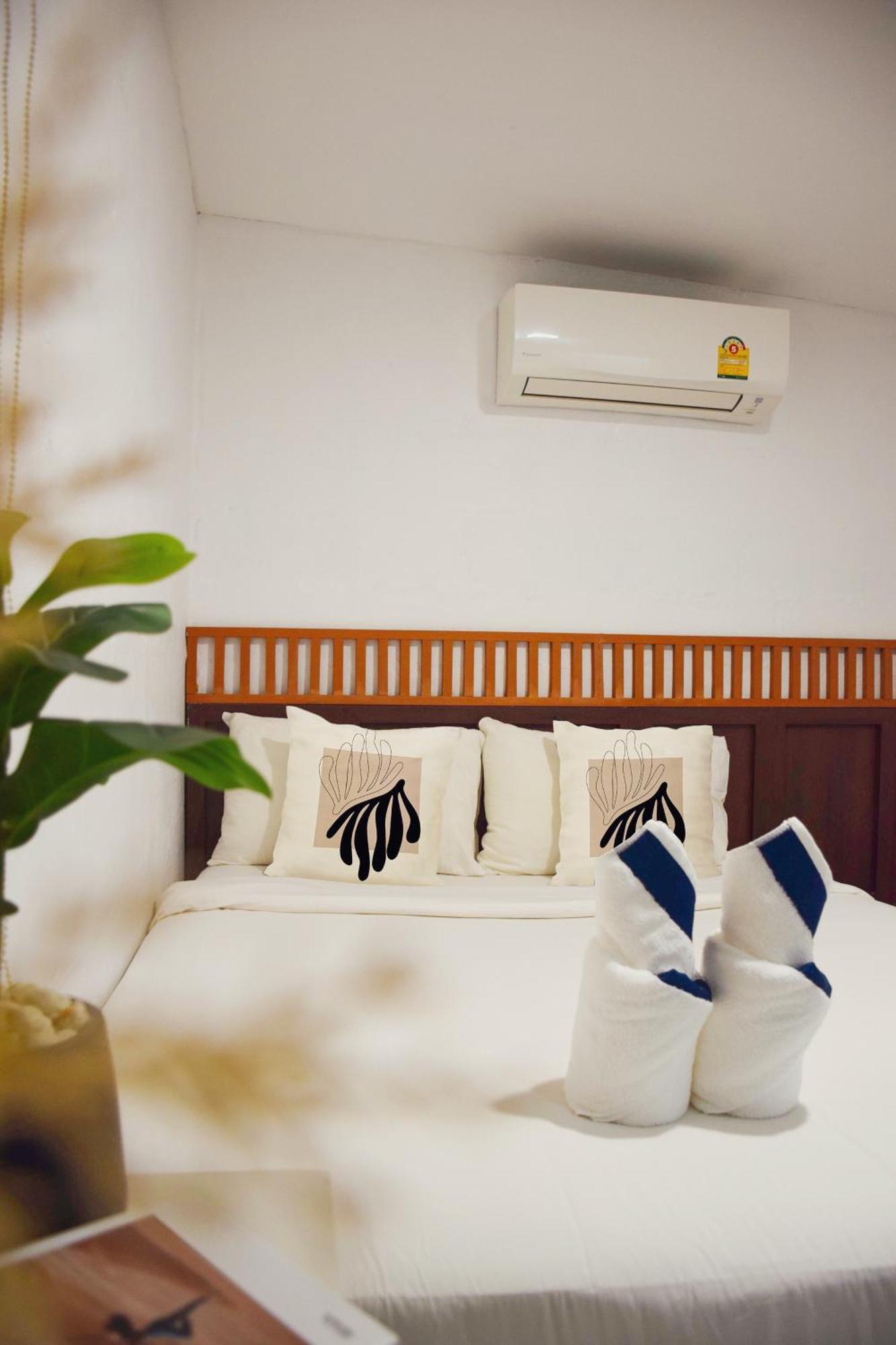 Hostel Costa Bed *