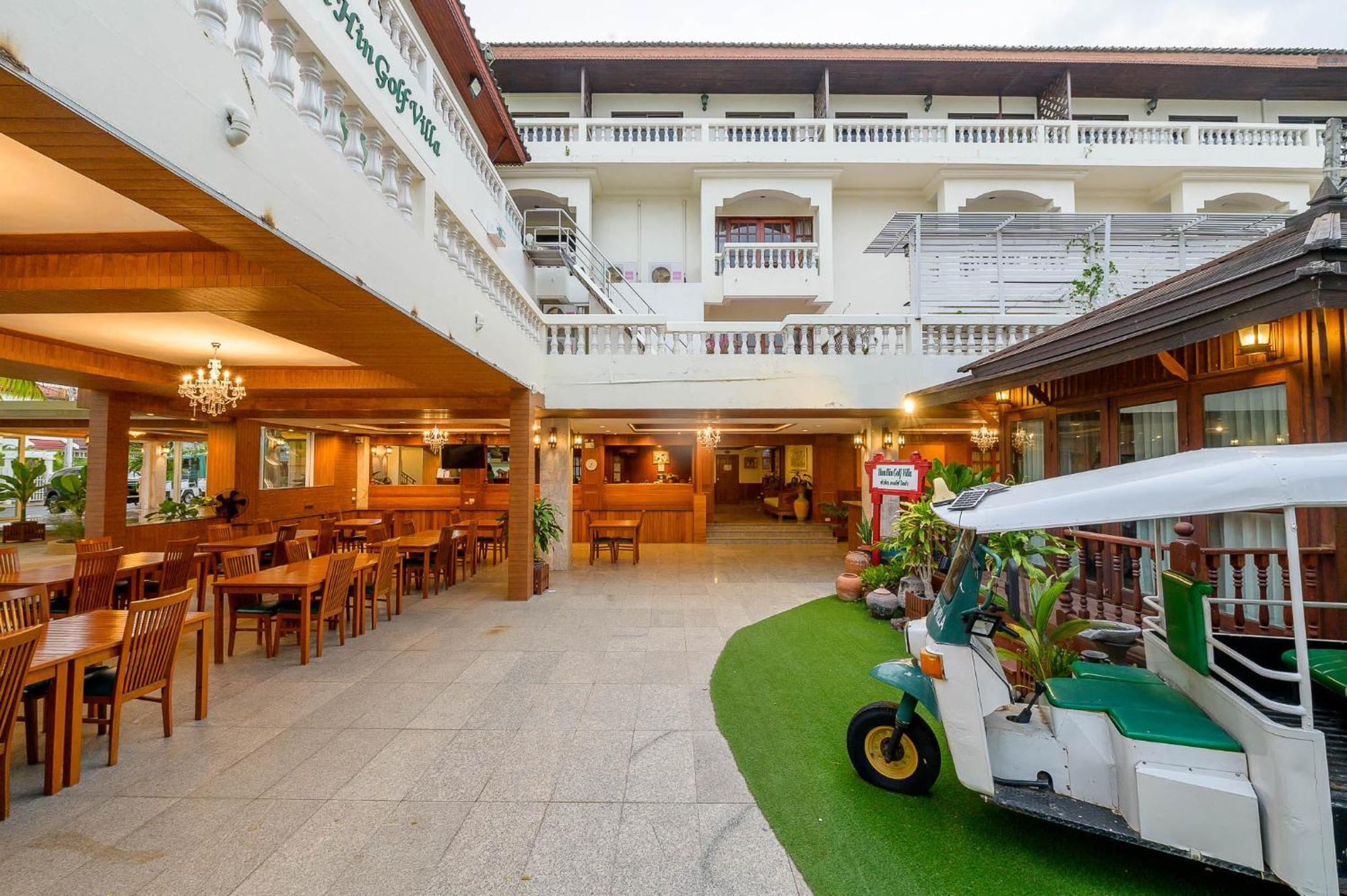 Golf Hotel