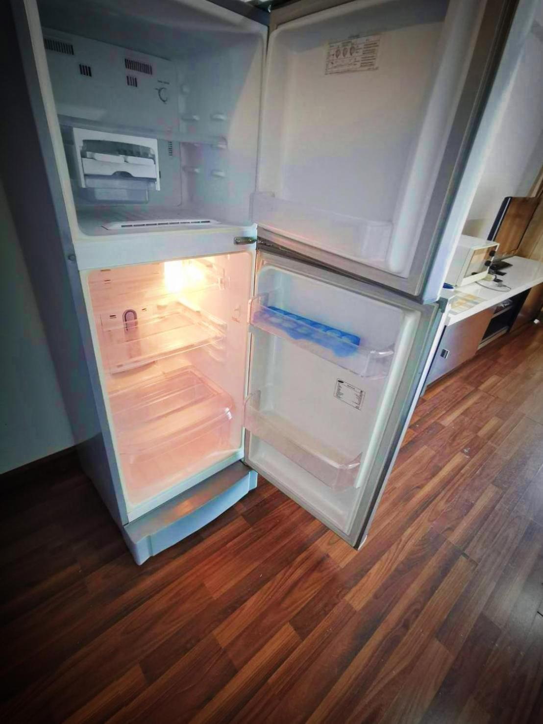 The White Apartment *