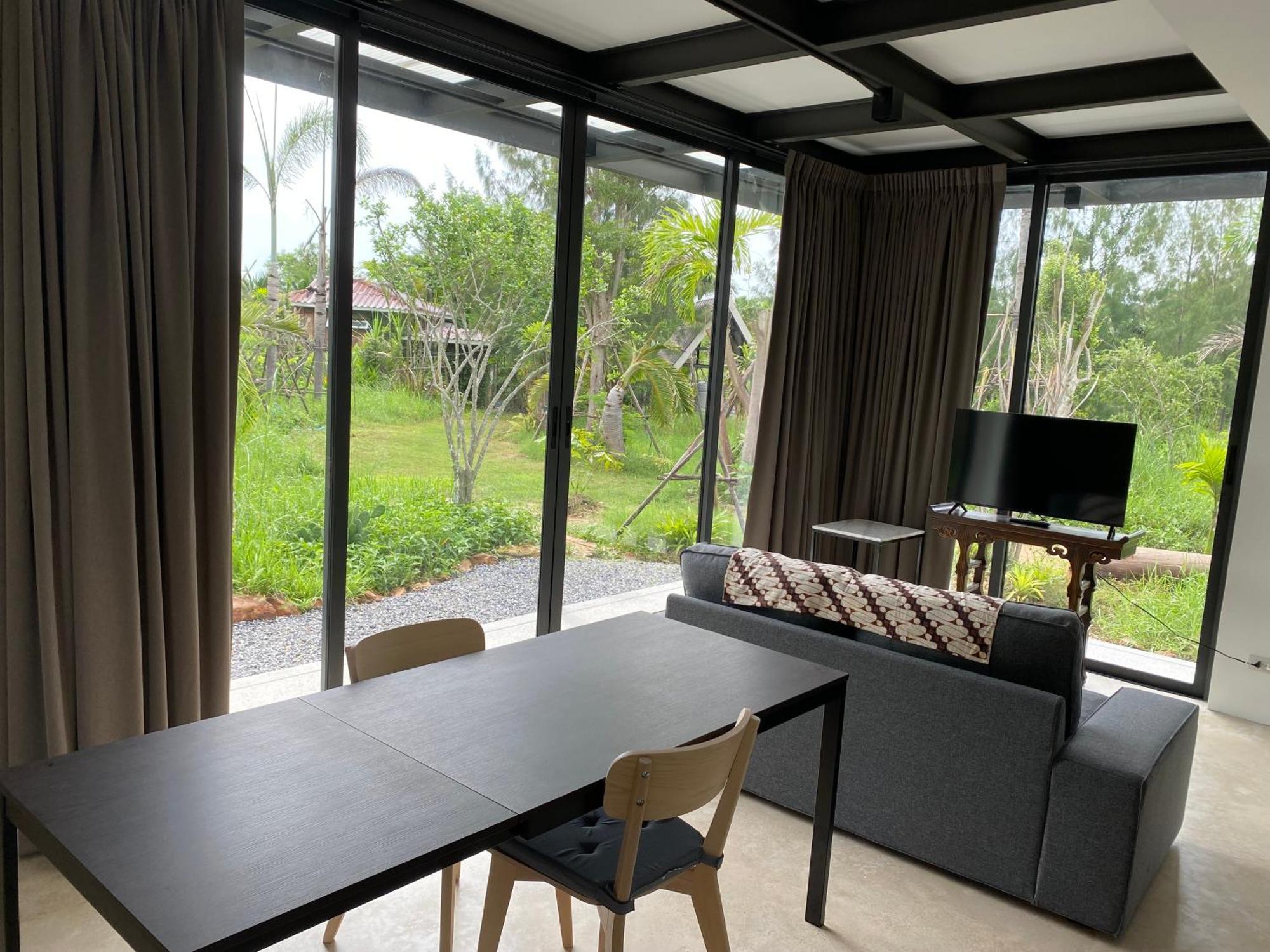 Rumah percutian Industrial-style, Brand New House By Small *