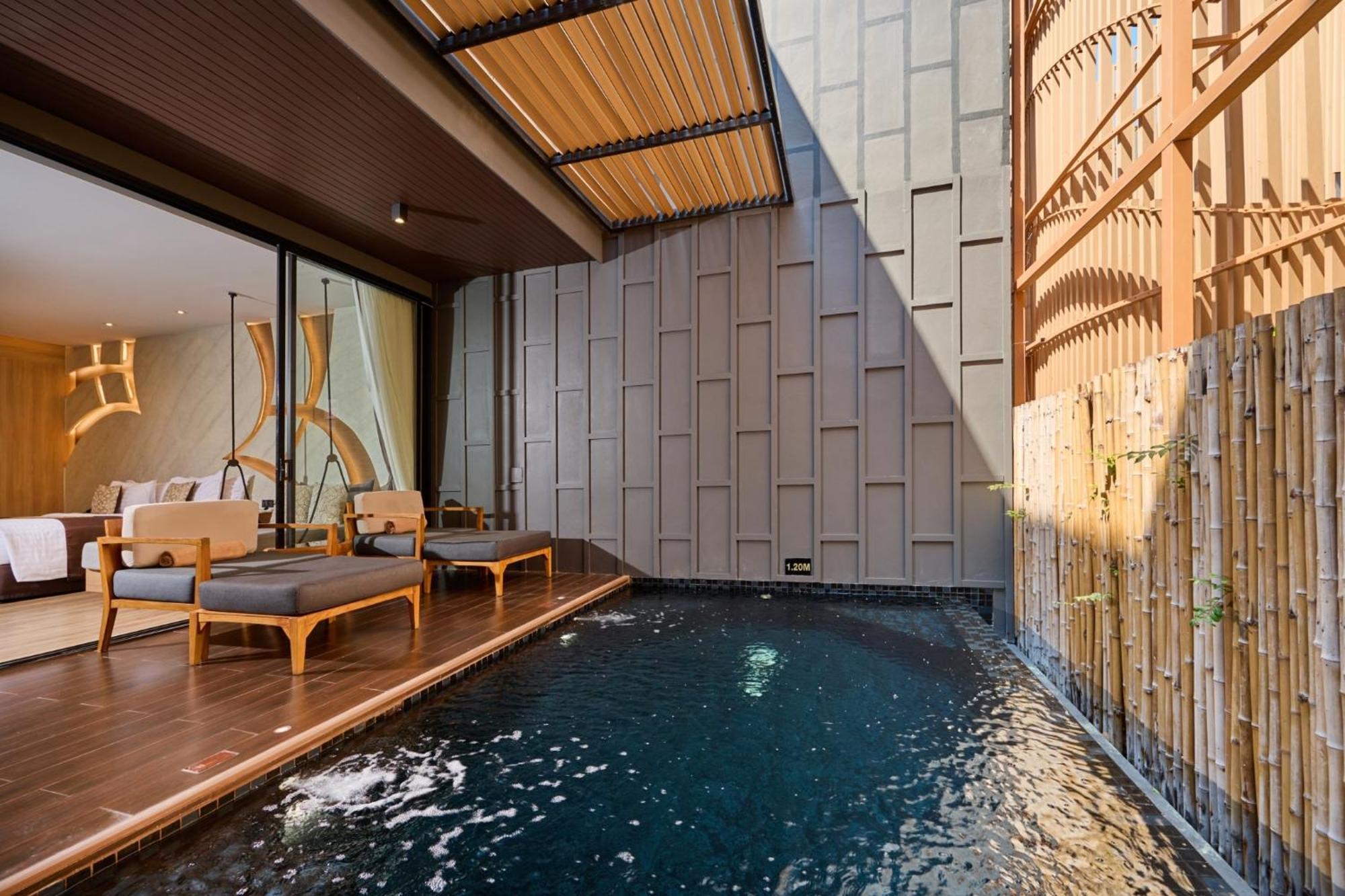 The Yana Resort 5*