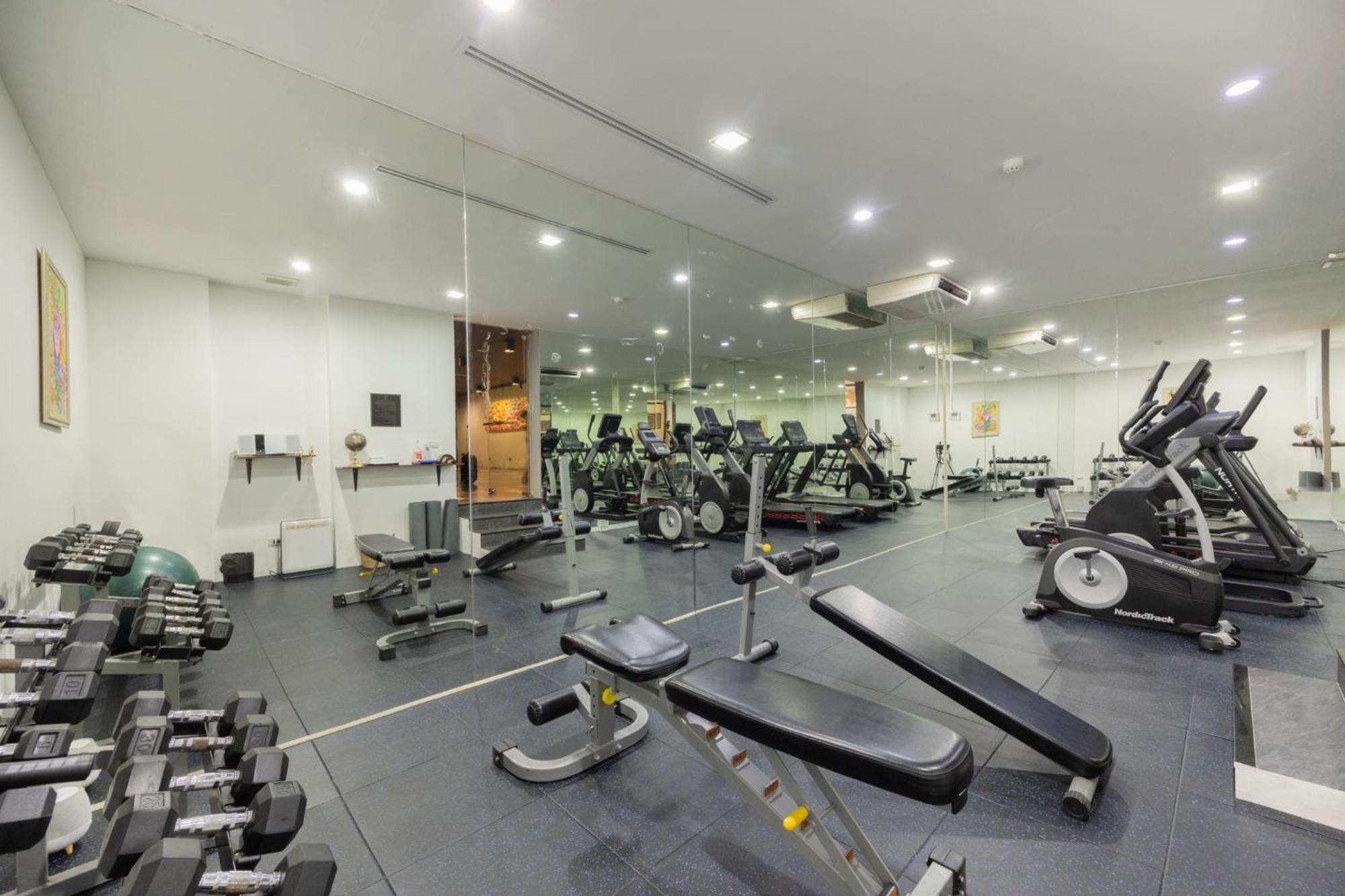 Resort The Yana 5*