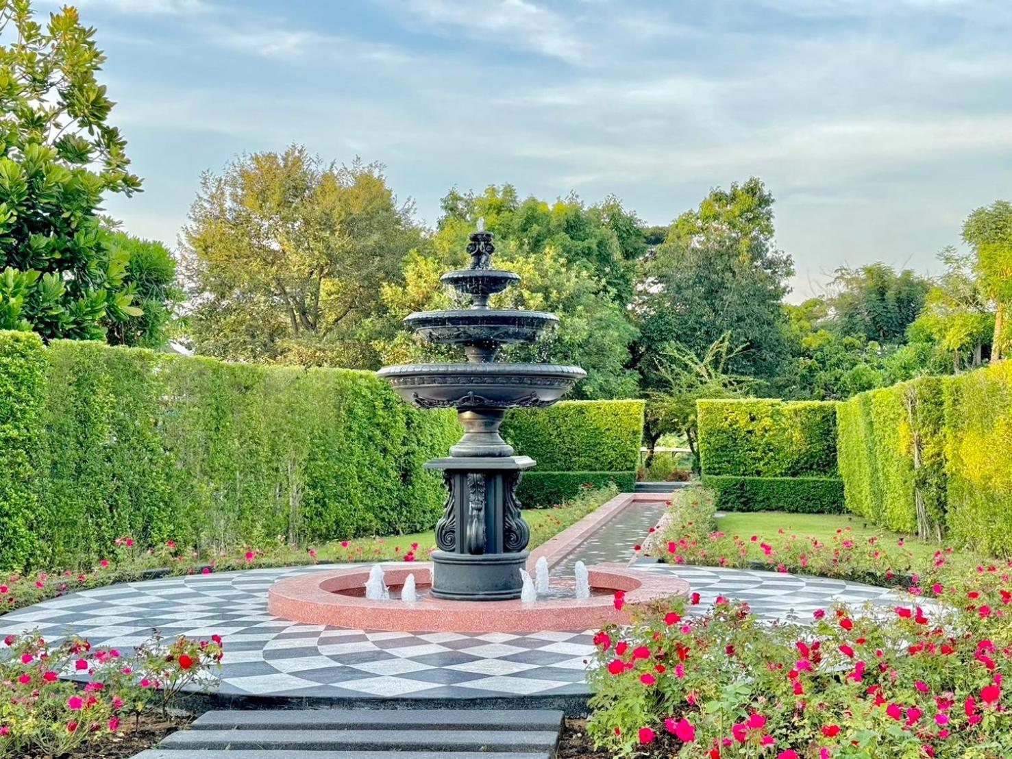 The Sea-cret Garden 4* HHQ
