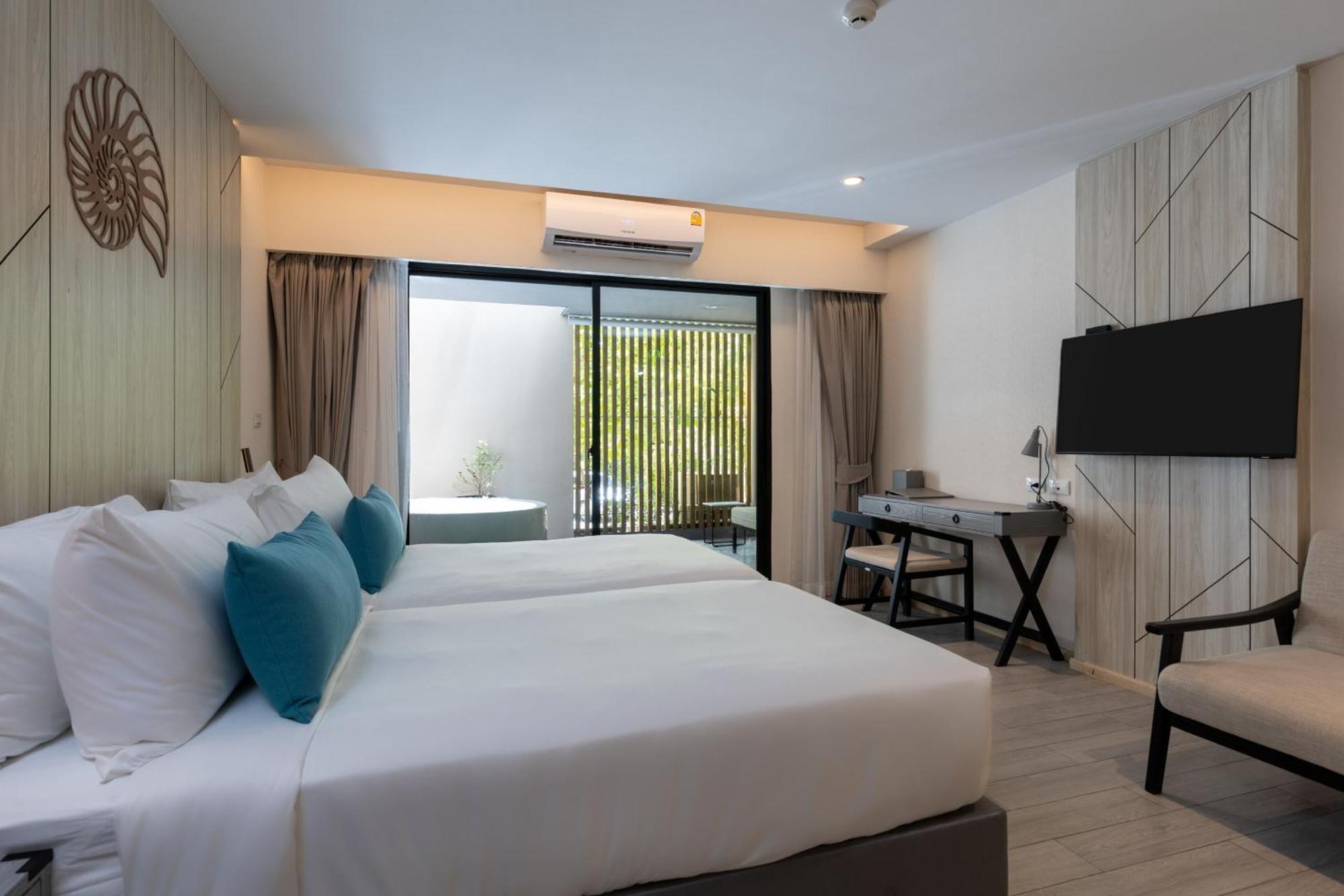 Hotel Western Carapace Hua Hin