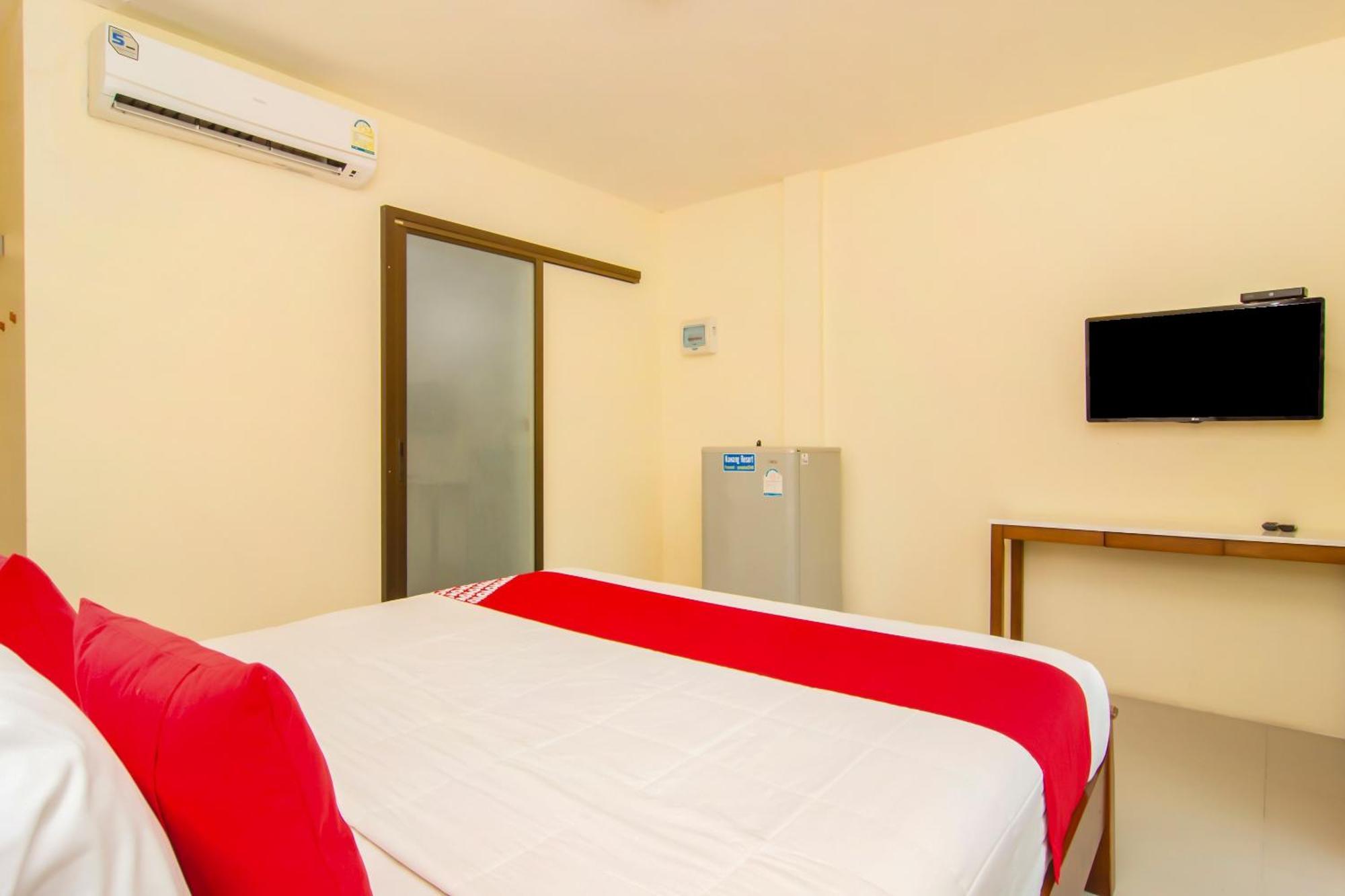 Oyo 607 Nawang Hotel HHQ