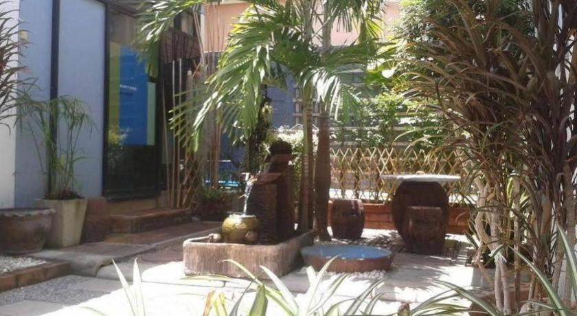 Hotel Daddy's Hua Hin