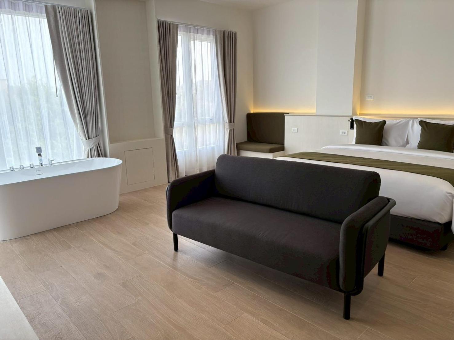 Whitt Hotel