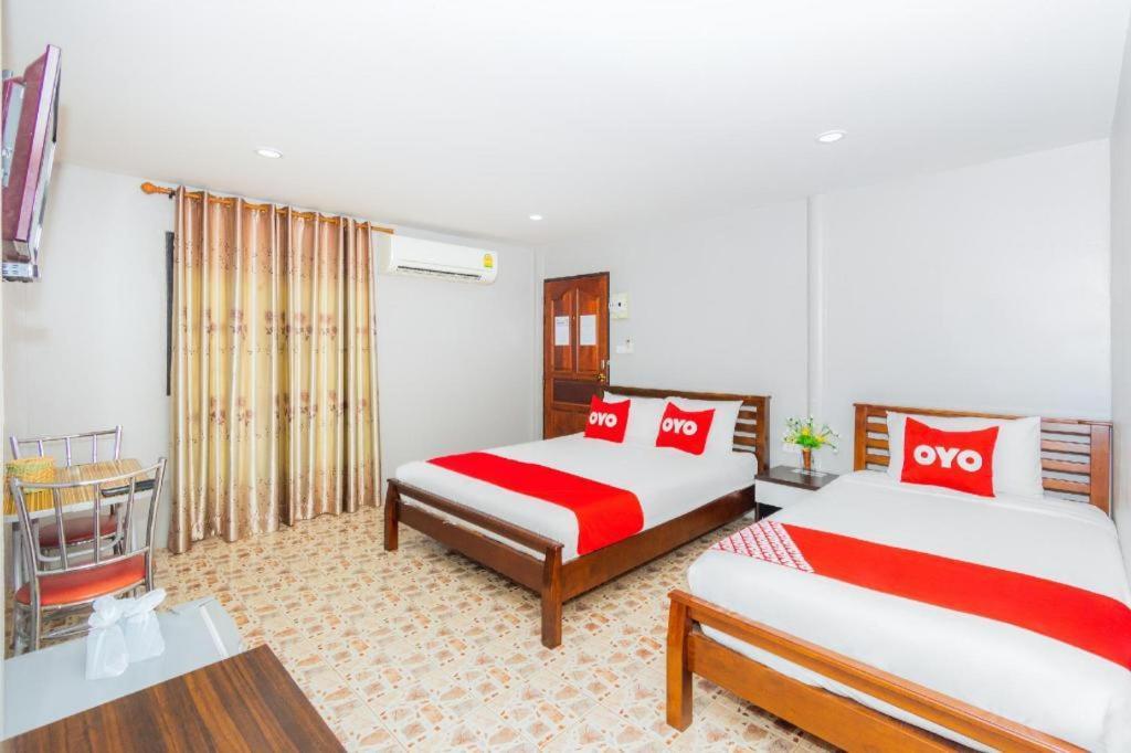 Oyo 650 At Night Pranburi Hua Hin