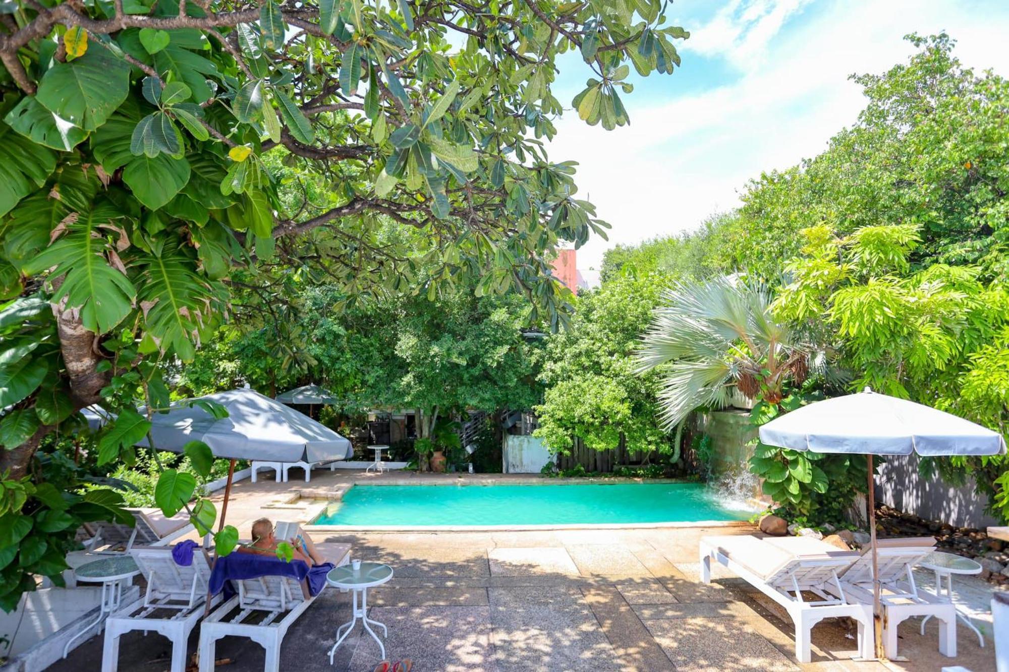 Veranda 4*