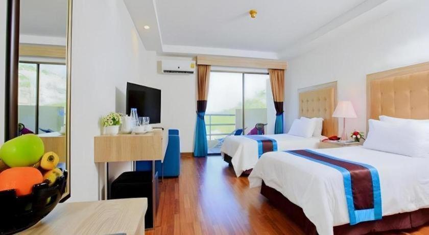 Blue Wave Resort Hua Hin