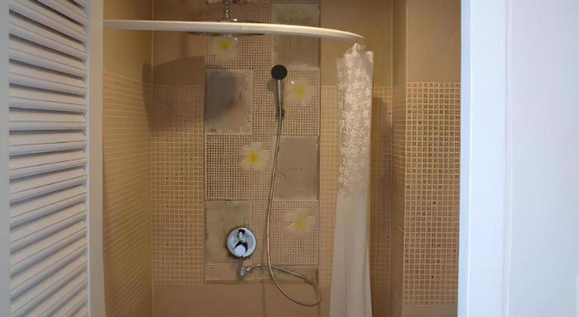 Hotel Avenue 3*