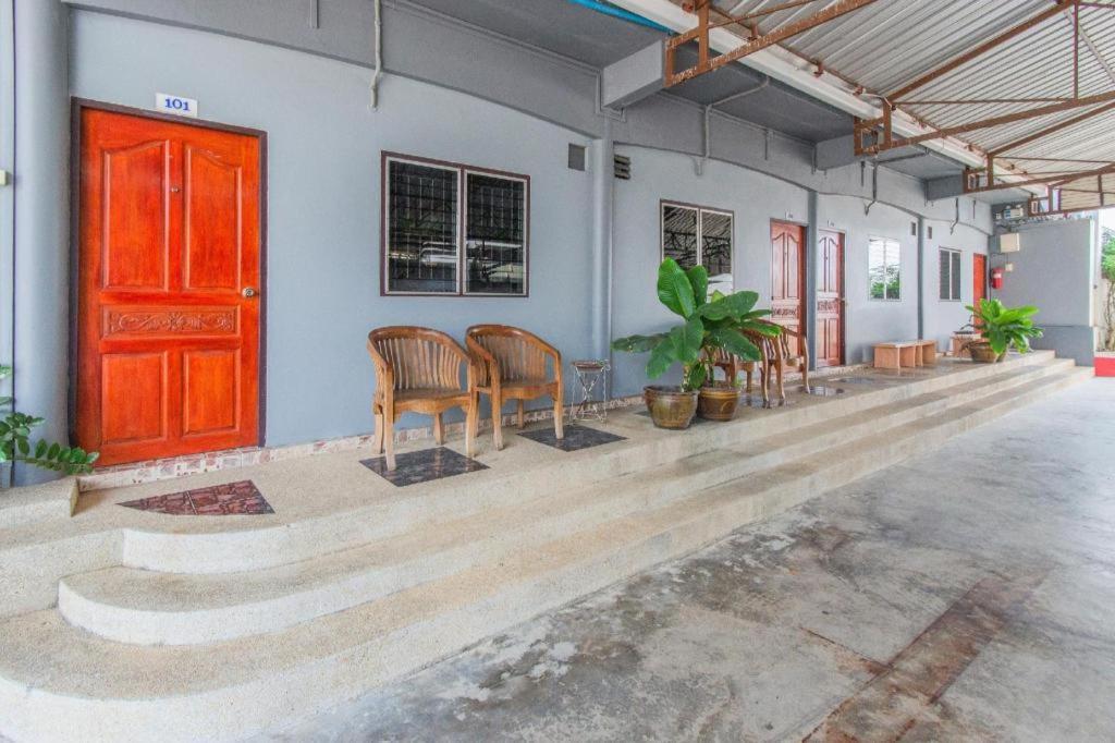Oyo 650 At Night Pranburi 2* Hua Hin