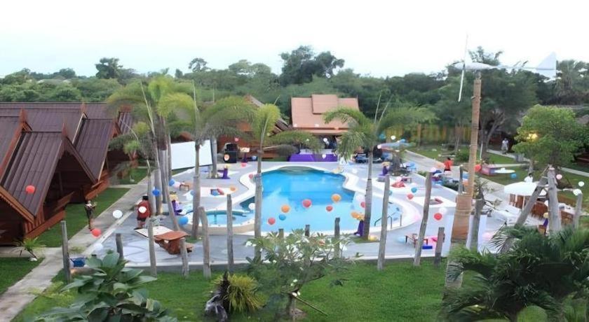 Srisawat Resort 3*