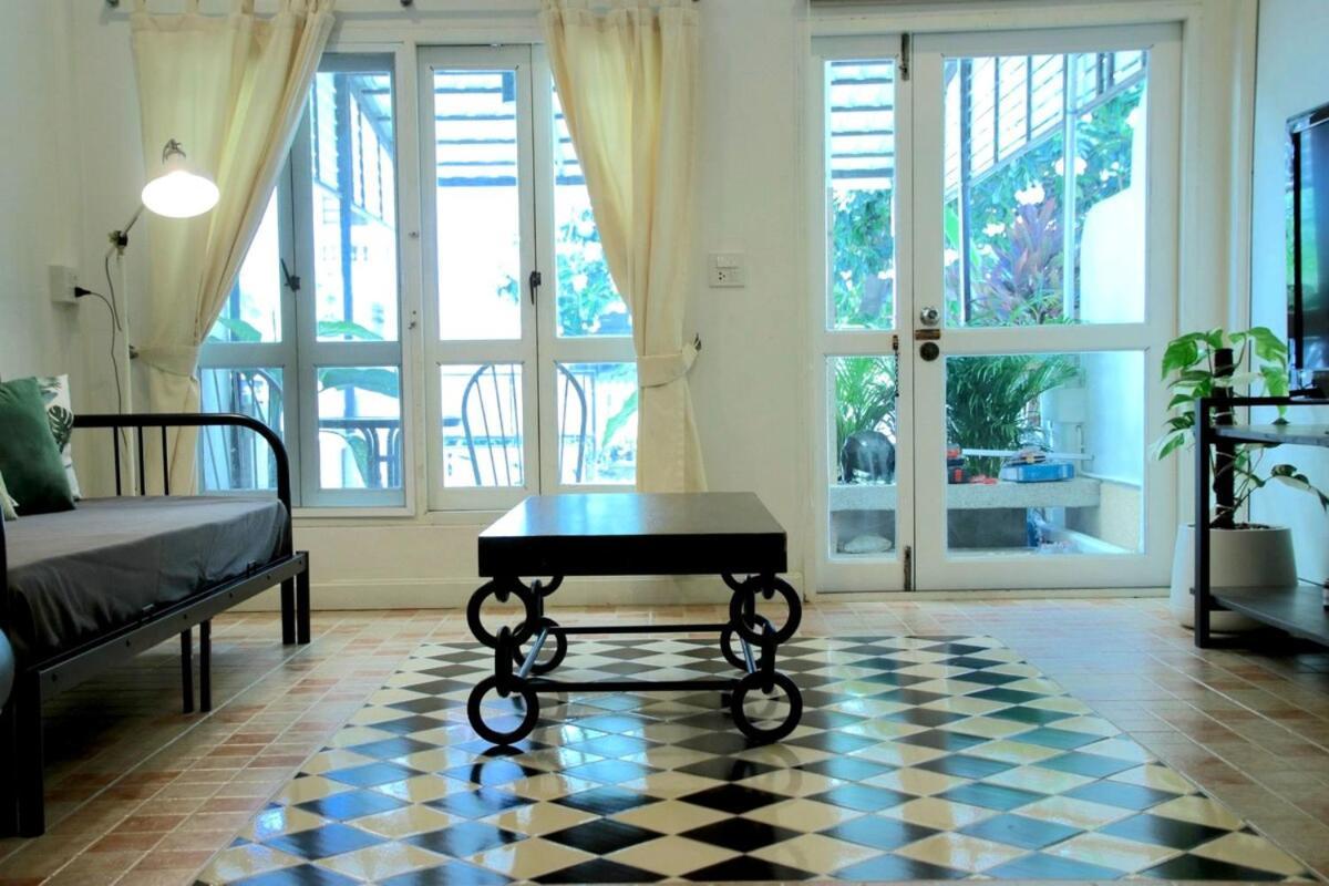 Spacious 2 Bedroom House In Centre * Hua Hin