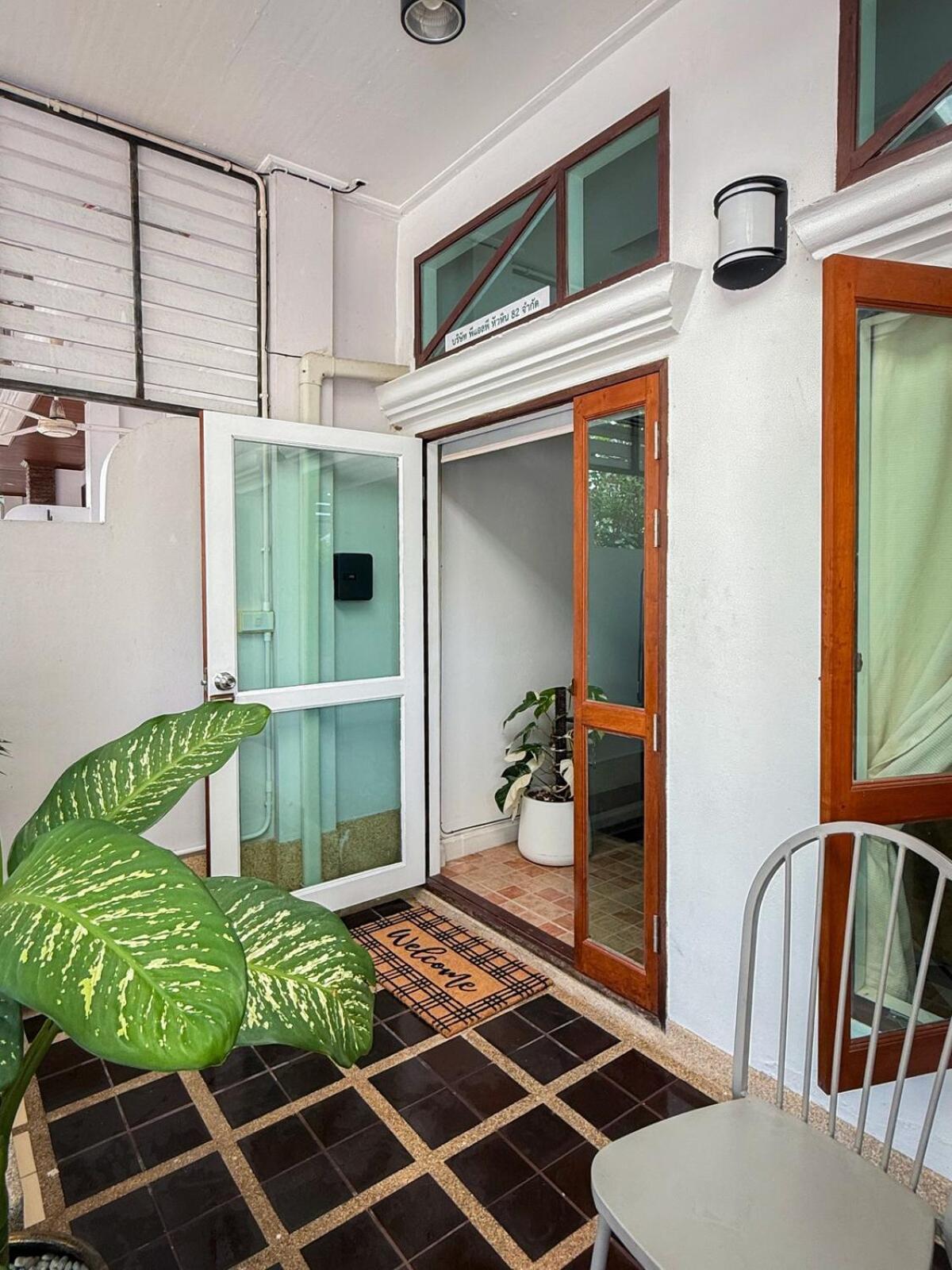 Holiday home Spacious 2 Bedroom House In Centre