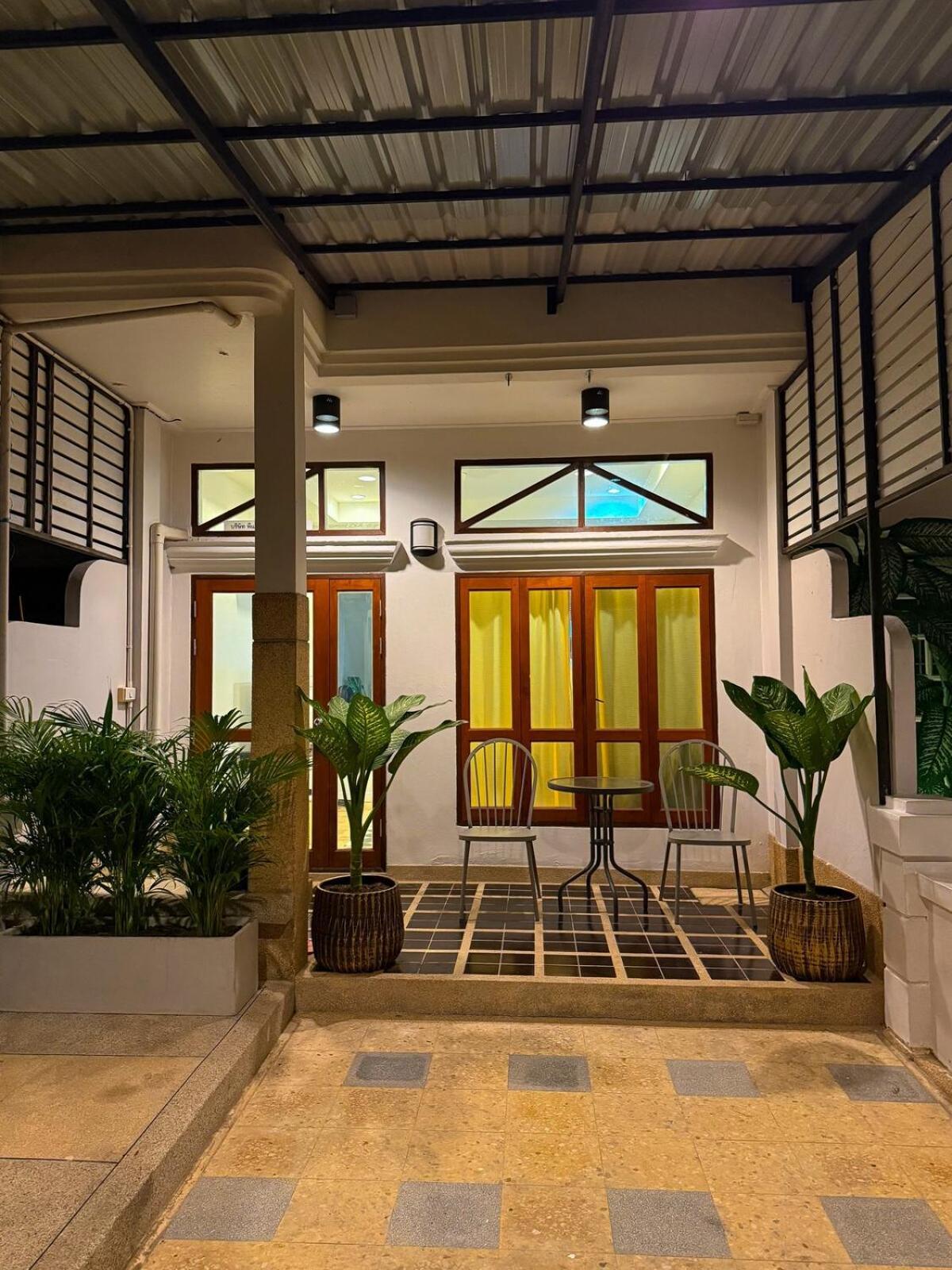 Spacious 2 Bedroom House In Centre Holiday home Hua Hin