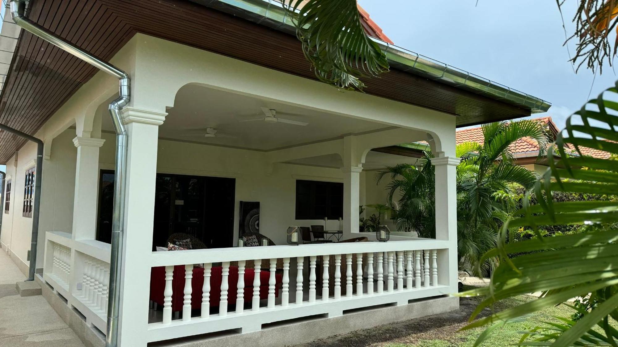 Villa Baan Lisa, Hua Hin, 2br,2ba, Near Soi 94, Beach, Restaurants & Shopping