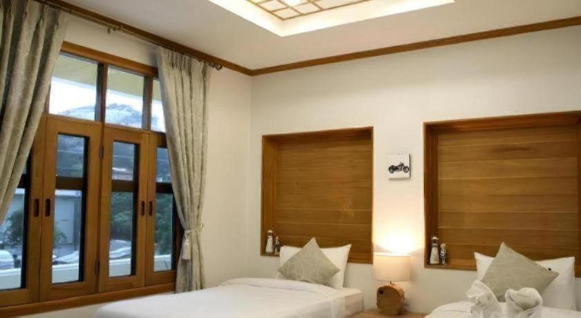 Small Hua Hin