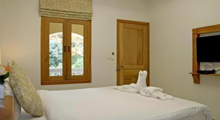 Small 2* Hua Hin