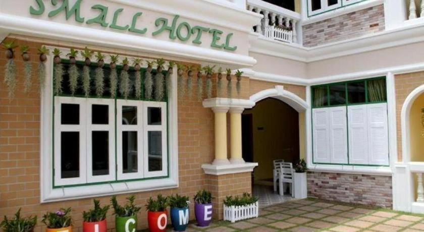 Small Hotel