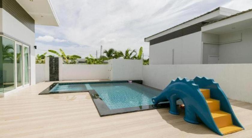 Hotel Capital O 1009 Leleaf Valley Pool 3*