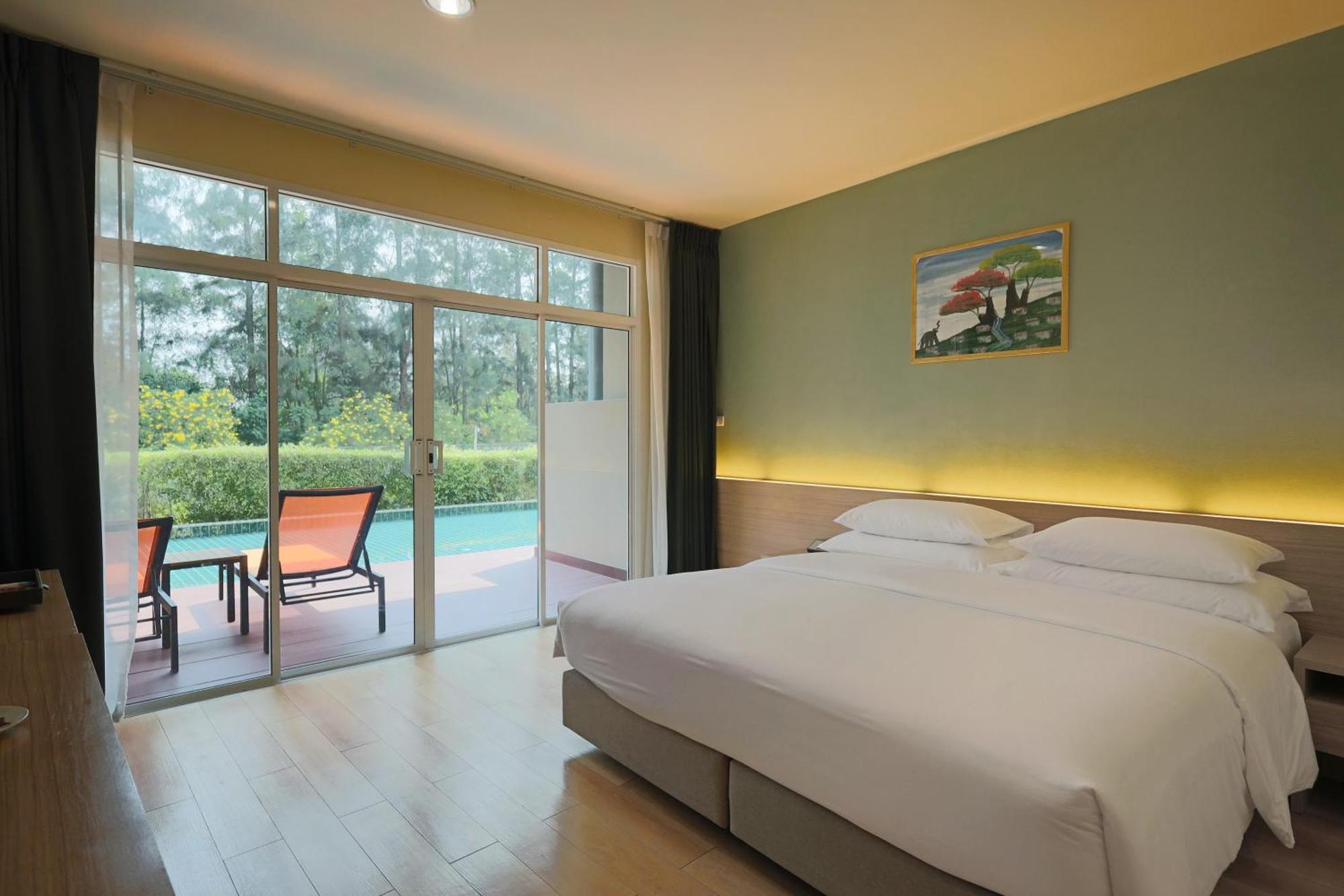 The Kaset, Hua Hin