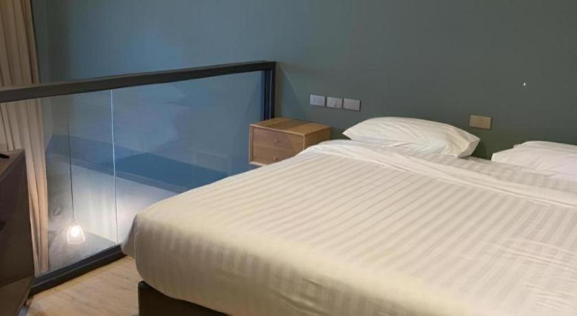 Eco Cozy Beachfront Chaam Resort 3*