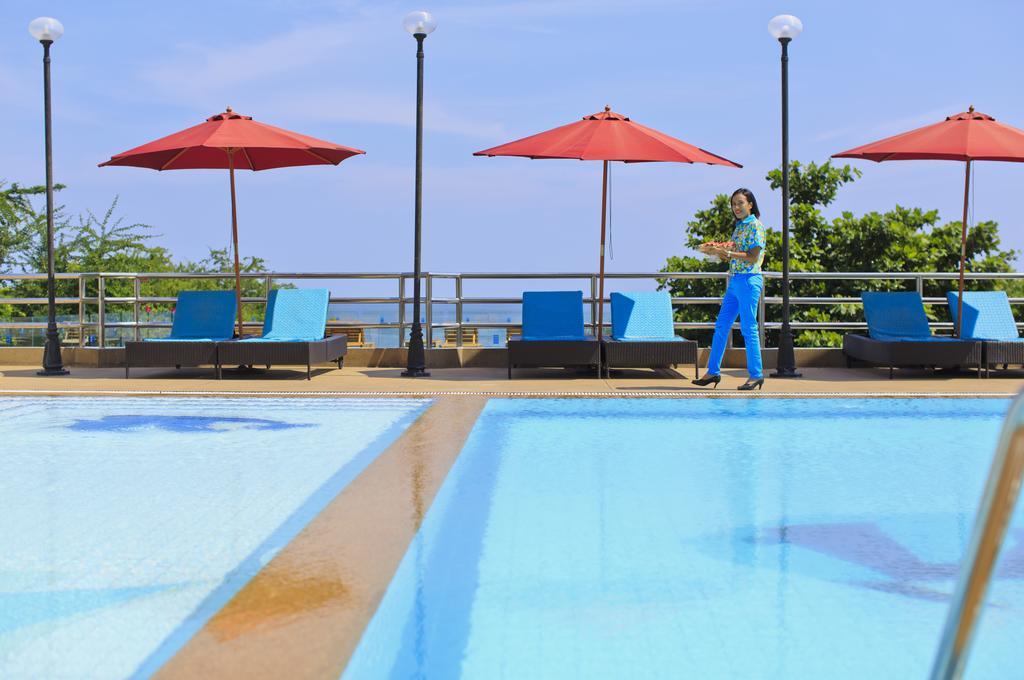 Blue Wave Resort Hua Hin
