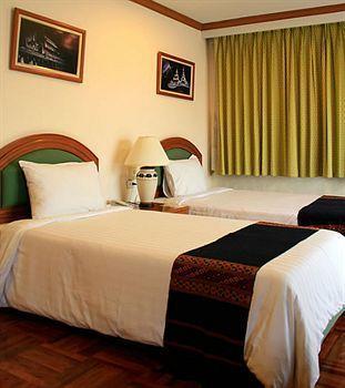 Golf Hotel