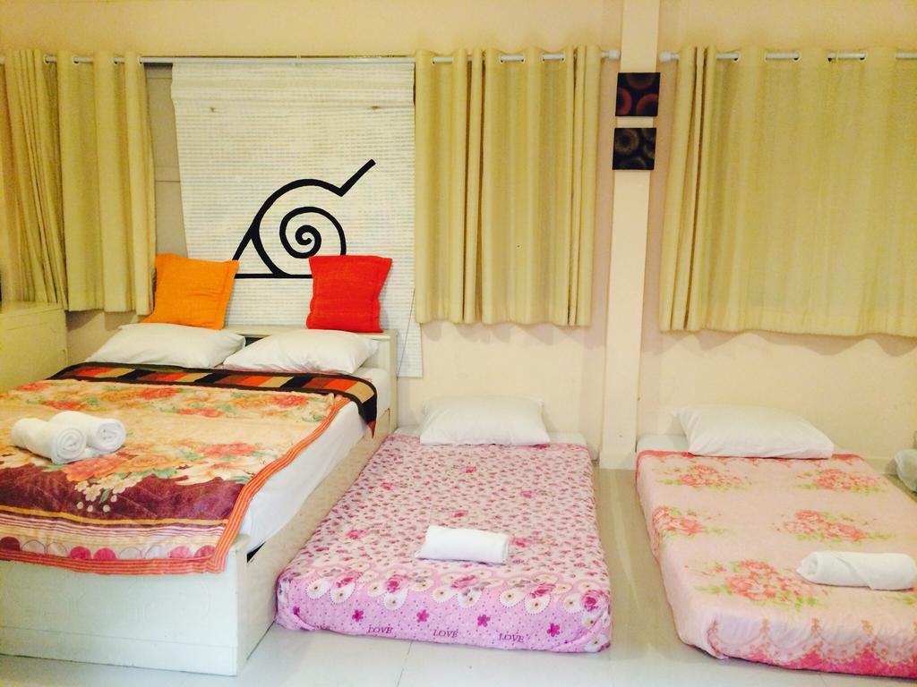 Hostel Feel At