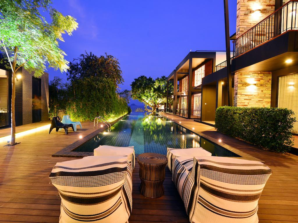 Khu nghỉ mát The Blue Sky @ 4*