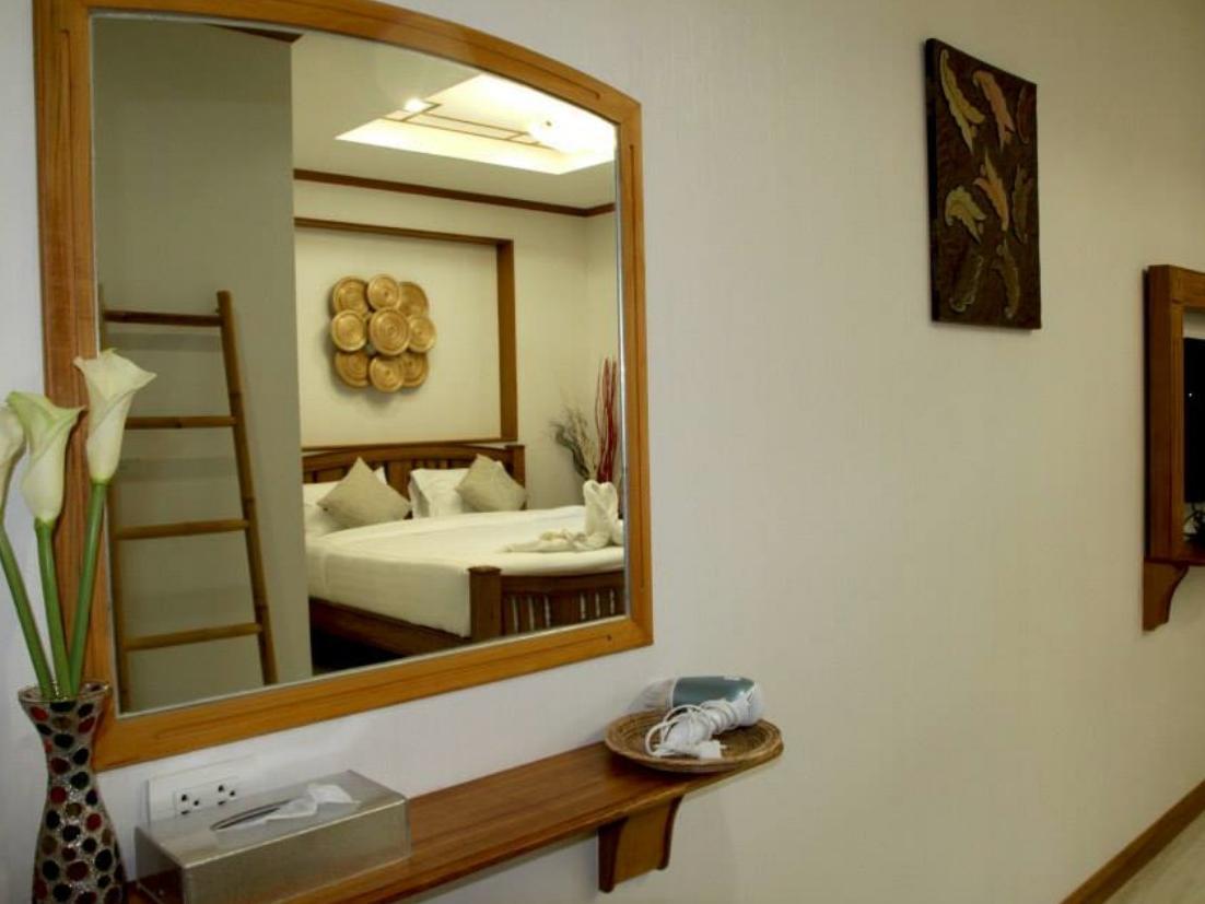 Hotel Small