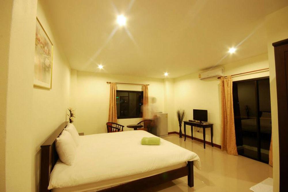 Oyo 321 Country Place Hua Hin Hotel 3*