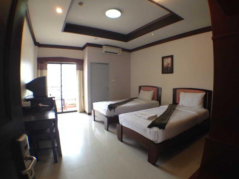 Narawan Hotel, 3* HHQ